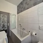 アパート Mikra Homes24 In Goessnitz *